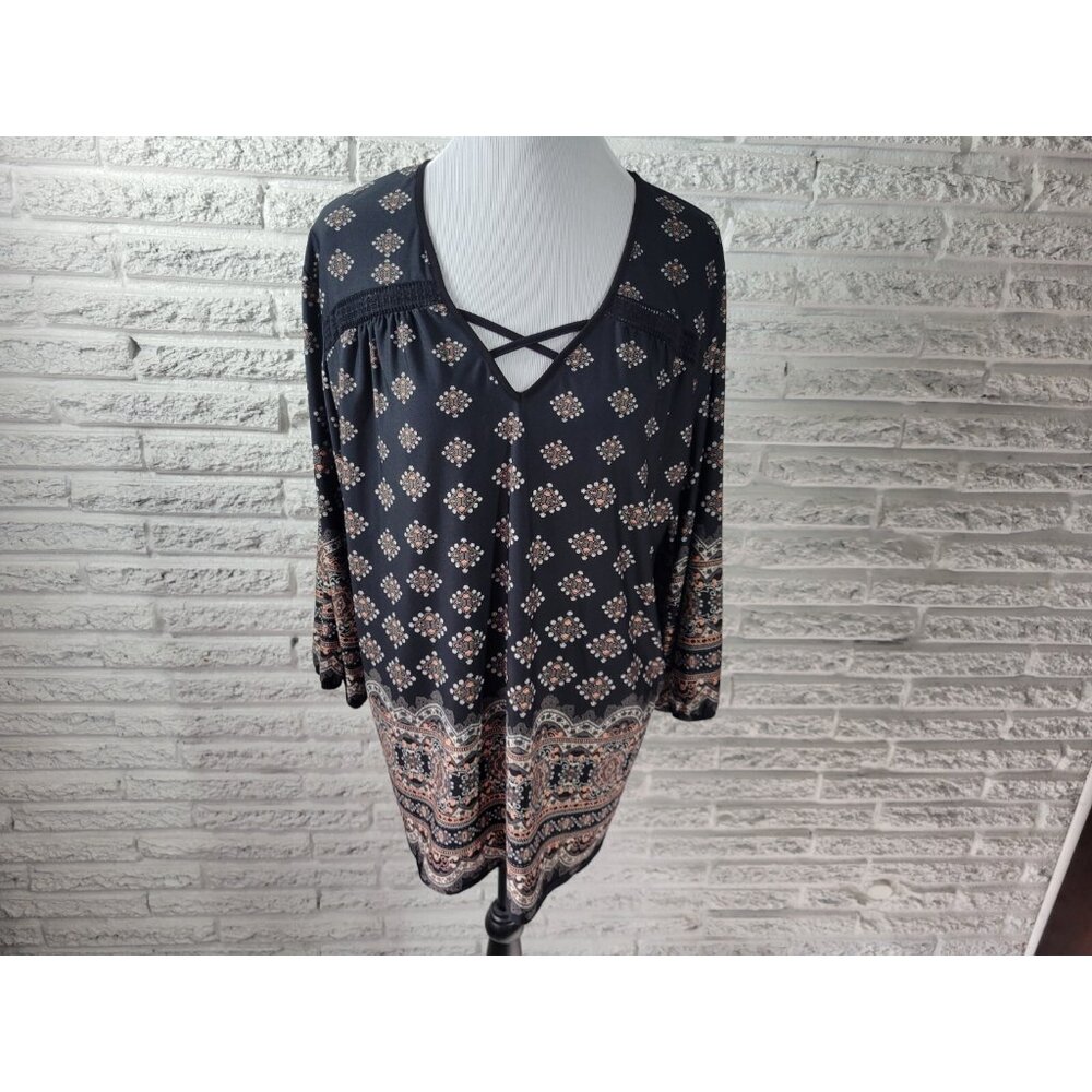 Carol Rose Women's Plus Size 2X Tunic Top Black Geometric V-Neck GEO72E